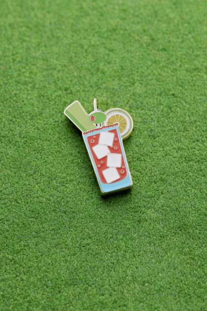 Caes' the Green Ball Marker - dadafunk | Golf & Sportswear